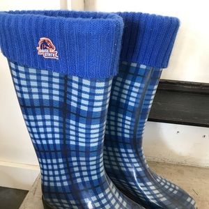 BSU rain boots